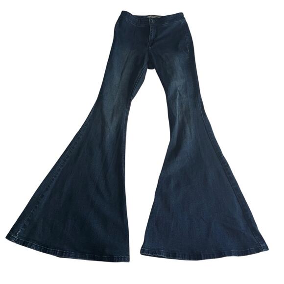 Rock & Roll Cowgirl Women's Bargain Button Bell Jean Size 25 X 34 - Picture 4 of 14